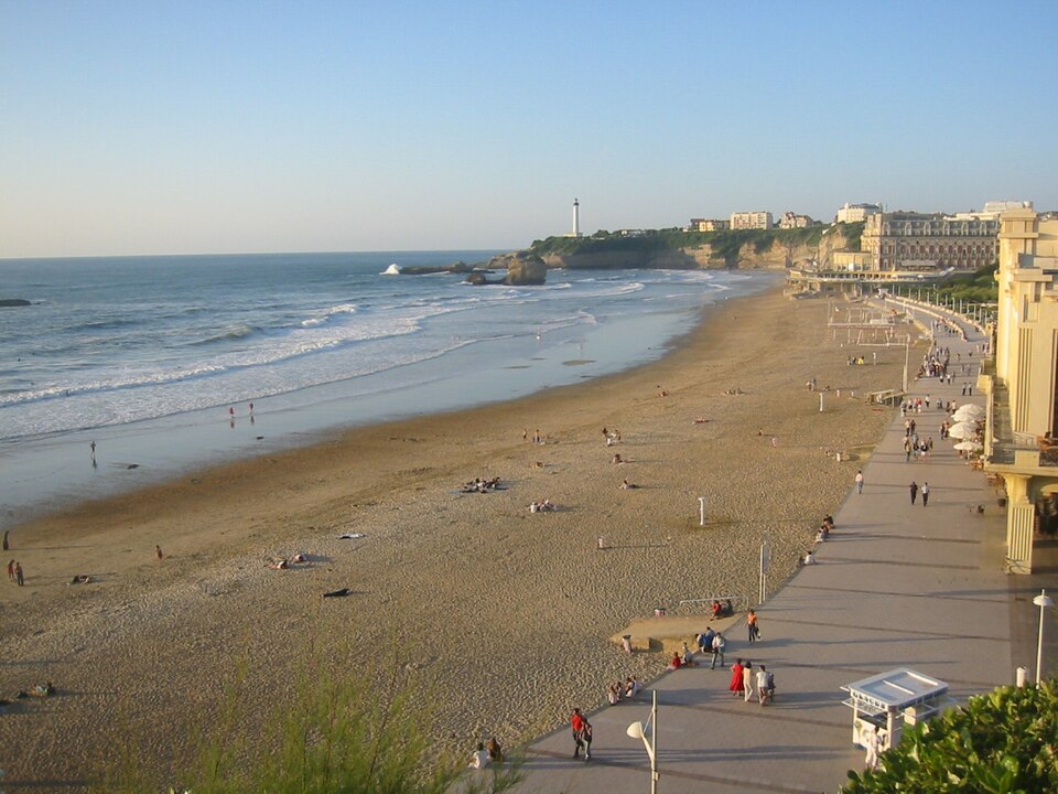 Biarritz, Francia — playa y Gran Playa